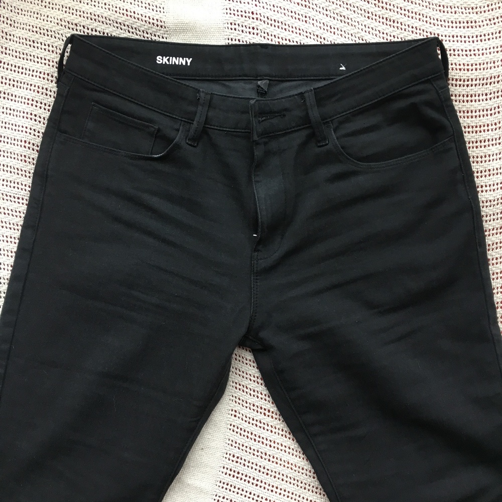 MUJI - black skinny 4-way stretch denim (32)